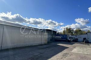 комерційна за адресою Соборна вул., 2