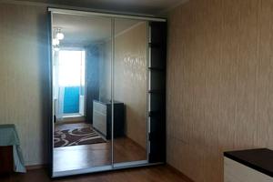 квартира по адресу Гвардейцев-Широнинцев ул., 79а