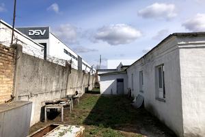 комерційна за адресою Івана Дзюби вул. (Сім'ї Сосніних), 9-А