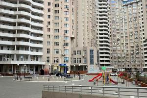 комерційна за адресою Середньофонтанська вул., 19