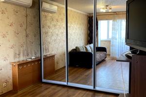 квартира по адресу Юрия Кондратюка ул. (Комунарівська), 24