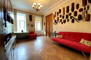 квартира за адресою Базарна вул., 120