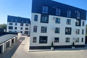 квартира за адресою Уласа Самчука вул., 30Е