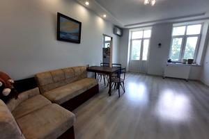 квартира за адресою Пастера вул., 44