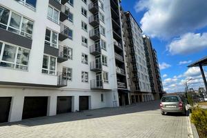 квартира по адресу Співдружності ул., 6
