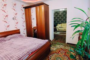 дом по адресу пгт. Кушугум, Жовтнева