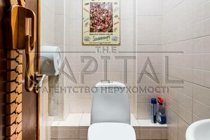 комерційна за адресою Саксаганського вул., 36-Д