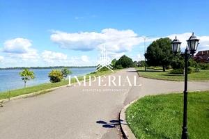 будинок за адресою Богатирська вул., 30а