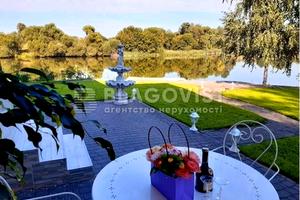 будинок за адресою с. Гатне, Барвінкова вул.