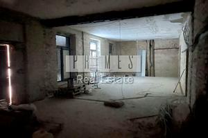 комерційна за адресою Кловський узвіз, 10