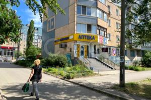 комерційна за адресою Лісового вул., 10