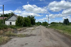 комерційна за адресою с. Липовець, Миру, 7