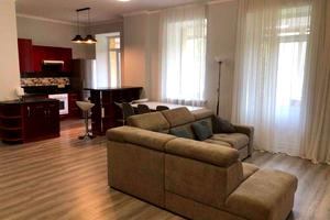 квартира за адресою Олеся Гончара вул., 67