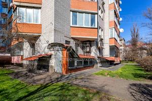 коммерческая по адресу Уинстона Черчилля ул. (Красноткацкая), 20