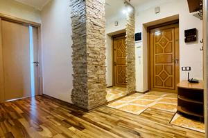 квартира по адресу Новочерчицкая ул., 27