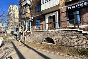 комерційна за адресою Антоновича вул. (Горького), 169