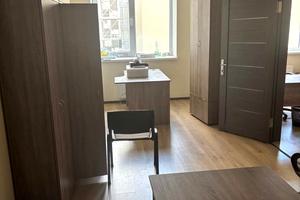 комерційна за адресою майдан Незалежності пл., 2