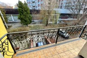 дом по адресу Владимира Моссаковского ул. (Клари Цеткін)