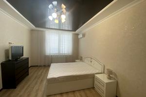 квартира по адресу Академика Глушкова просп., 9-Г