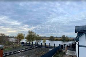 дом по адресу Броварський