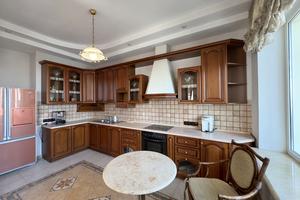 квартира за адресою Дмитрівська вул., 13-А