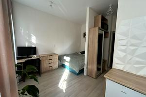 квартира за адресою Олександра Кошиця вул. (Караваєва), 3б