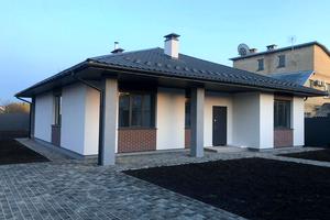 будинок за адресою Віктора Макогона вул.