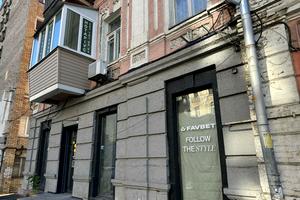 комерційна за адресою Саксаганського вул., 51