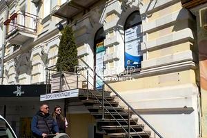 коммерческая по адресу Рымарская ул., 18