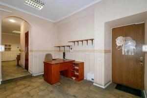 комерційна за адресою Київ, Саксаганського вул., 125