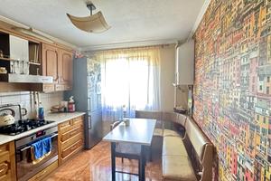 квартира за адресою Калинова вул., 64