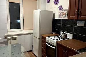 квартира за адресою Василя Сухомлинського вул. (Совхозна), 48