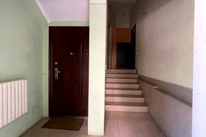 комерційна за адресою Середньофонтанська вул., 32