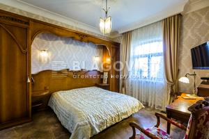 будинок за адресою с. Віта-поштова, Звенигородська вул.