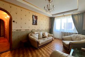 квартира за адресою Богдана Хмельницького бульв., 9/7