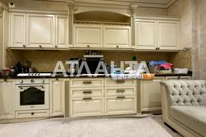 будинок за адресою Центральна вул., 1