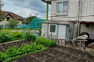 дом по адресу центральна