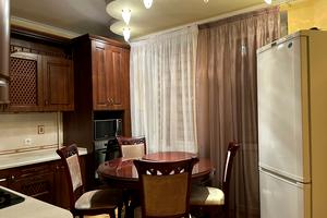 квартира за адресою Подільська вул., 171/1