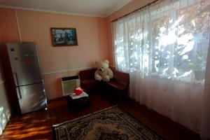 будинок за адресою Головна