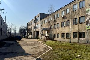 комерційна за адресою Лук'янова вул., 16