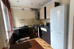 квартира за адресою Кам'янецька вул., 65