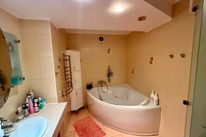 квартира за адресою Аграрна вул., 5