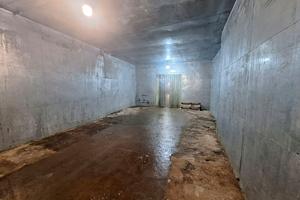 комерційна за адресою Симона Петлюри вул., 8