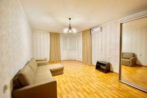 квартира по адресу Миколы Бажана просп., 12