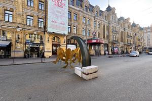 комерційна за адресою Велика Васильківська вул. (Червоноармійська), 1-3