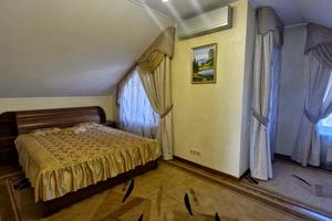 будинок за адресою Драгоманова вул., 76