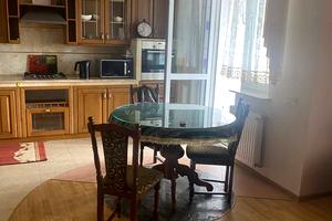 квартира за адресою Головоцькогог, 23
