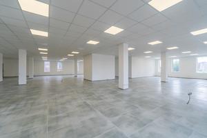 комерційна за адресою Стеценка вул., 223
