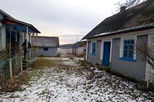 будинок за адресою с. Лисівка, Романа Шухевича, 10