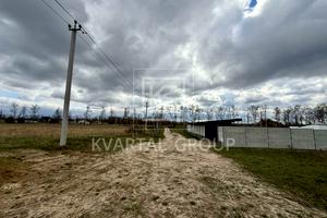 участок по адресу с. Дмитровка, Лісова, 1